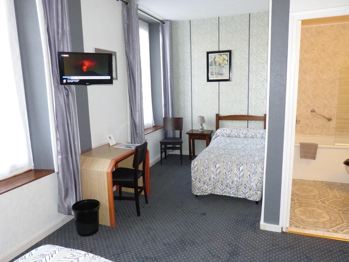 Hotel Restaurant "Le Relais" Куртоне Екстериор снимка